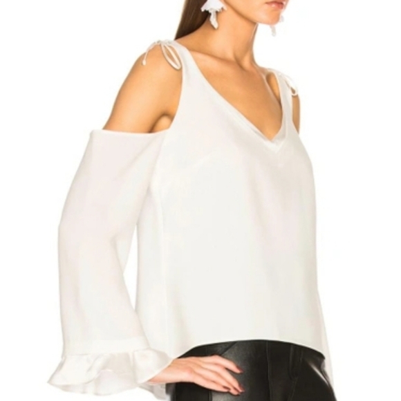 Cinq à Sept Sonia Cold-Shoulder Top in Ivory, Size XS - Picture 3 of 8